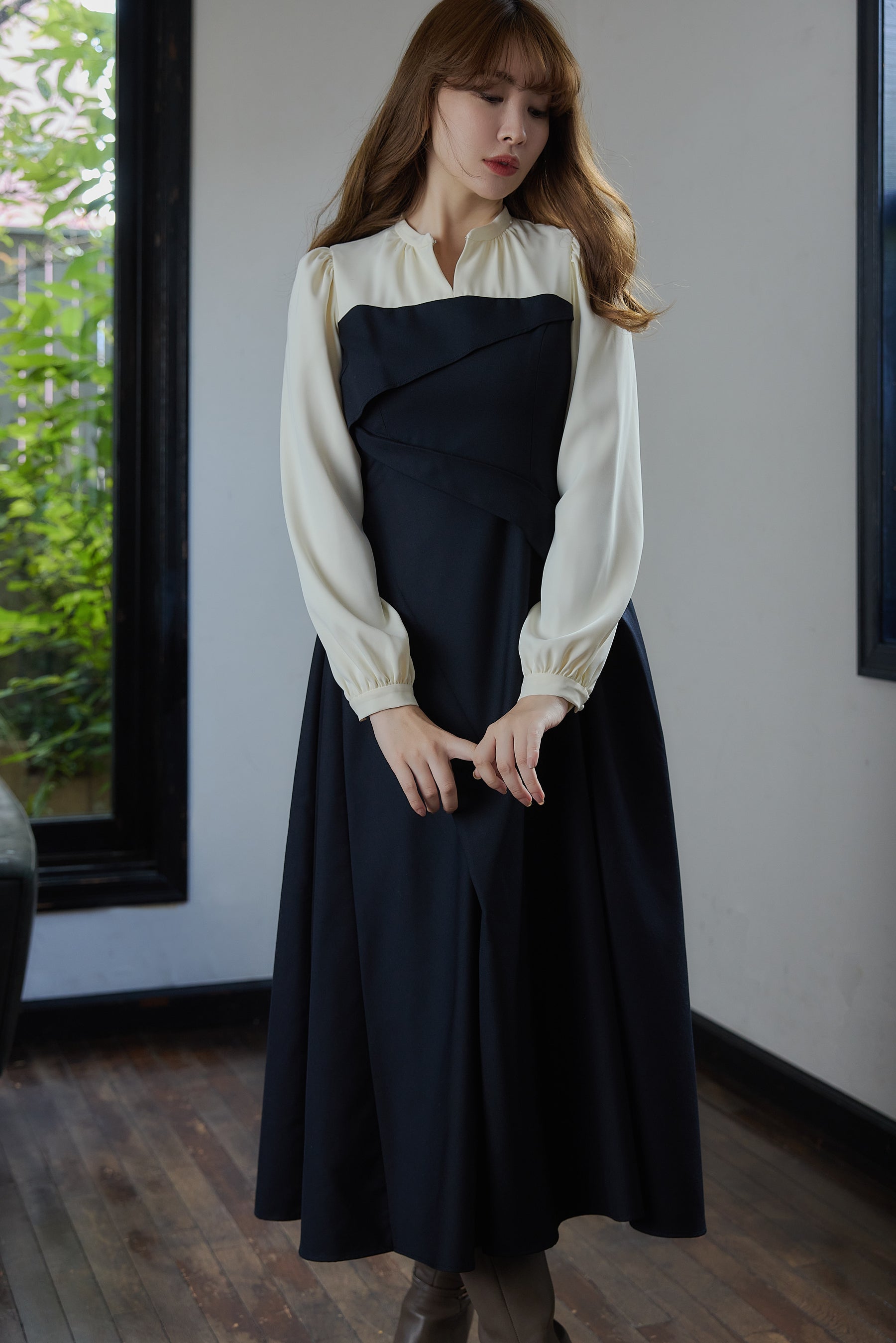 【10月中旬発送】Bicolor Draped Dress