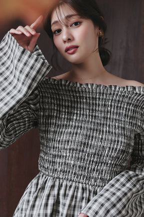 ［Essentia］【新色】Checked Flared Peplum Top