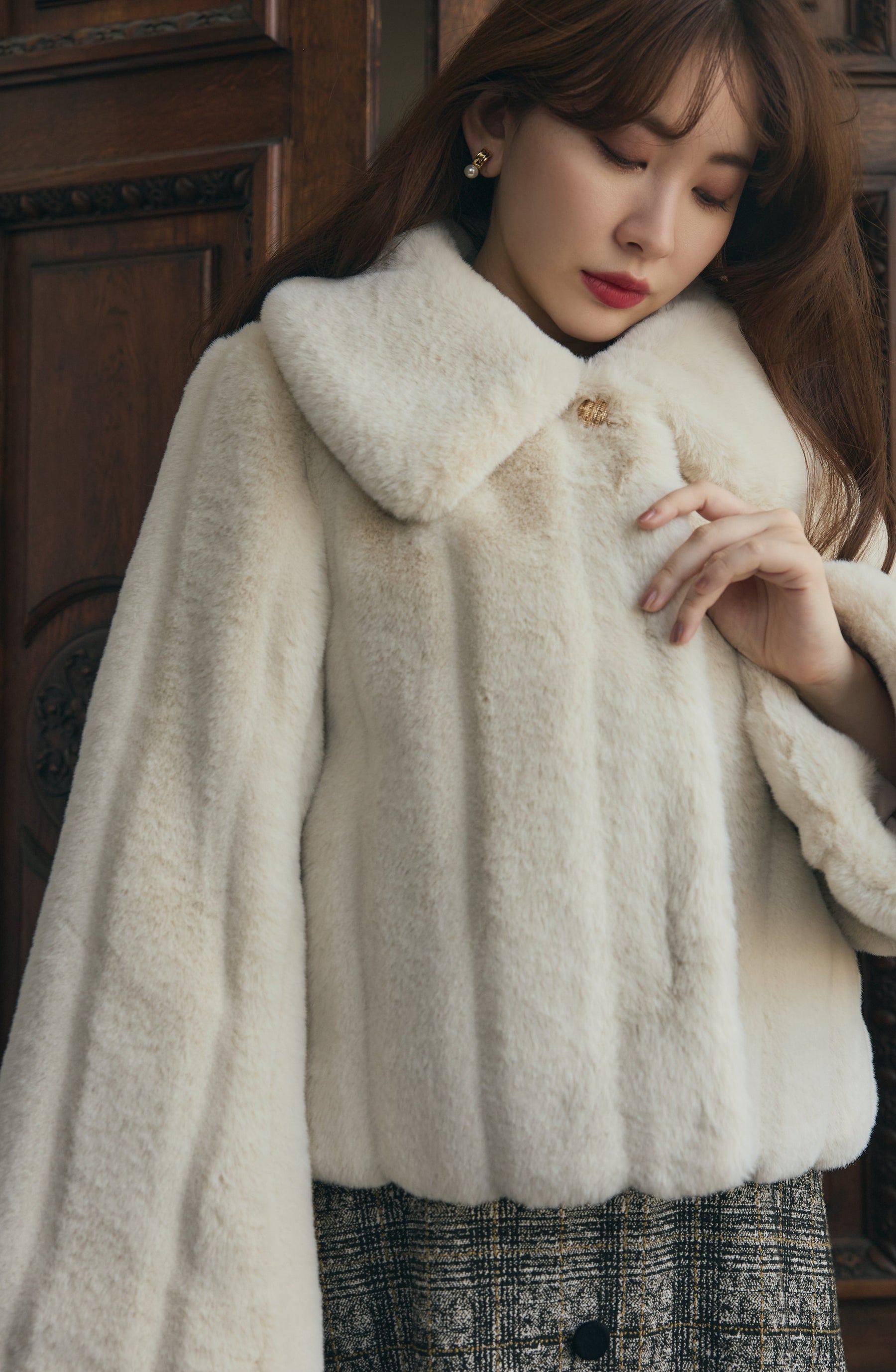 ecru / rose mocha】Winter Love Faux Fur Coat
