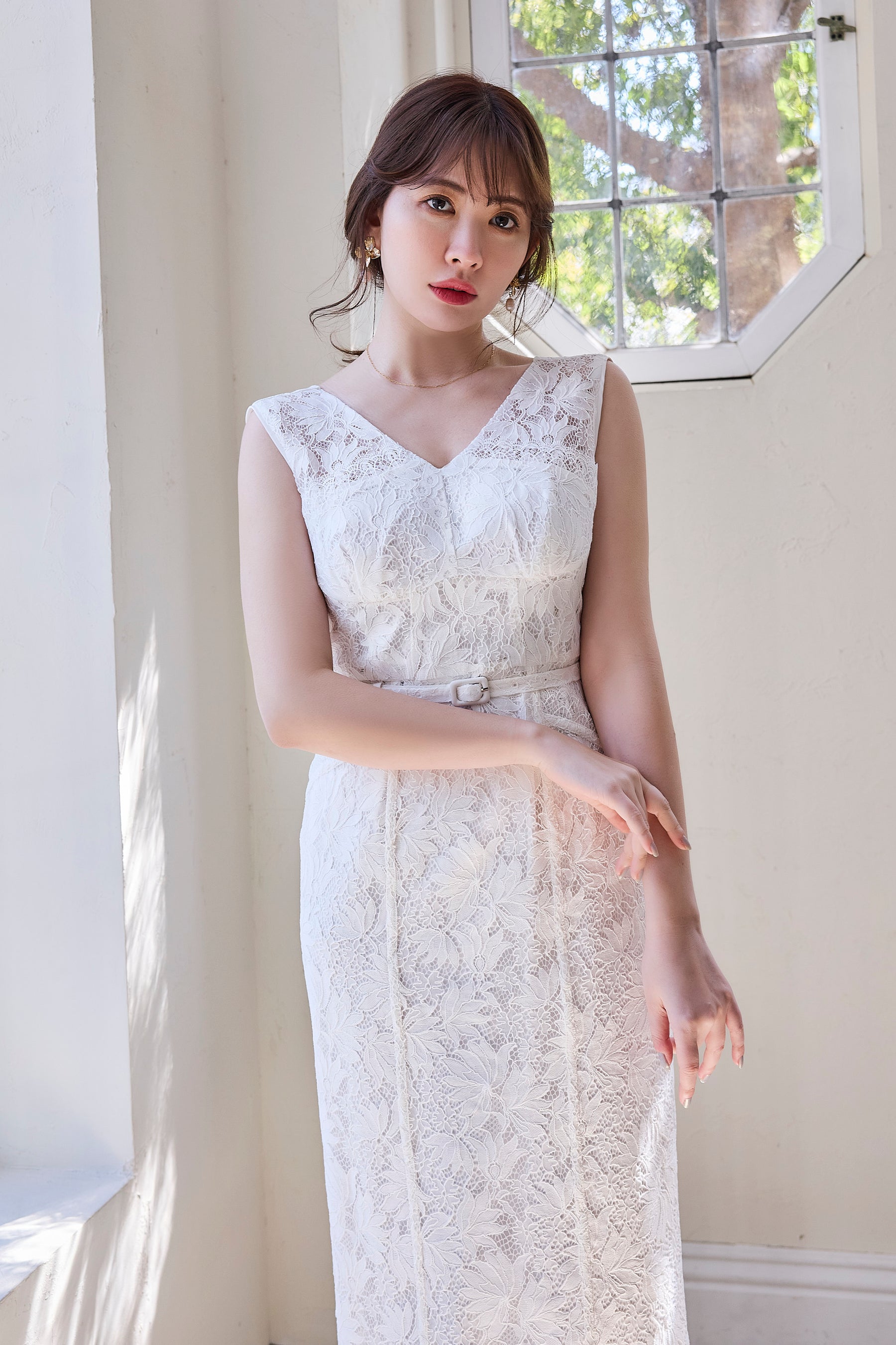 9,555円新品herliptoWaltz Floral Lace Belted Dress