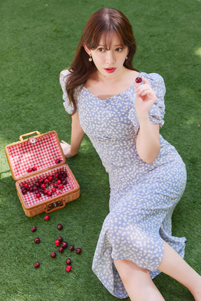 [New Color] Cherry Pattern Cache-Coeur One-Piece