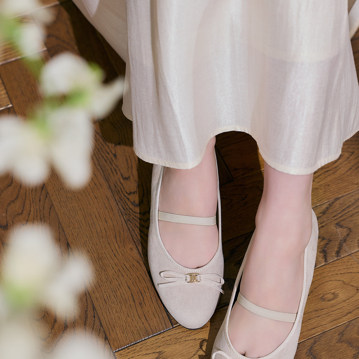 新品herlipto Suede Ballet Flatsシューズ即日発送 Suede Ballet Flats