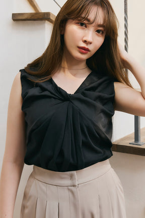[New color] Twisted Silkette Jersey Top