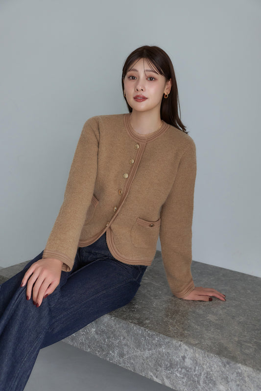 ［Essentia］Gold Emblem Button Knit Jacket