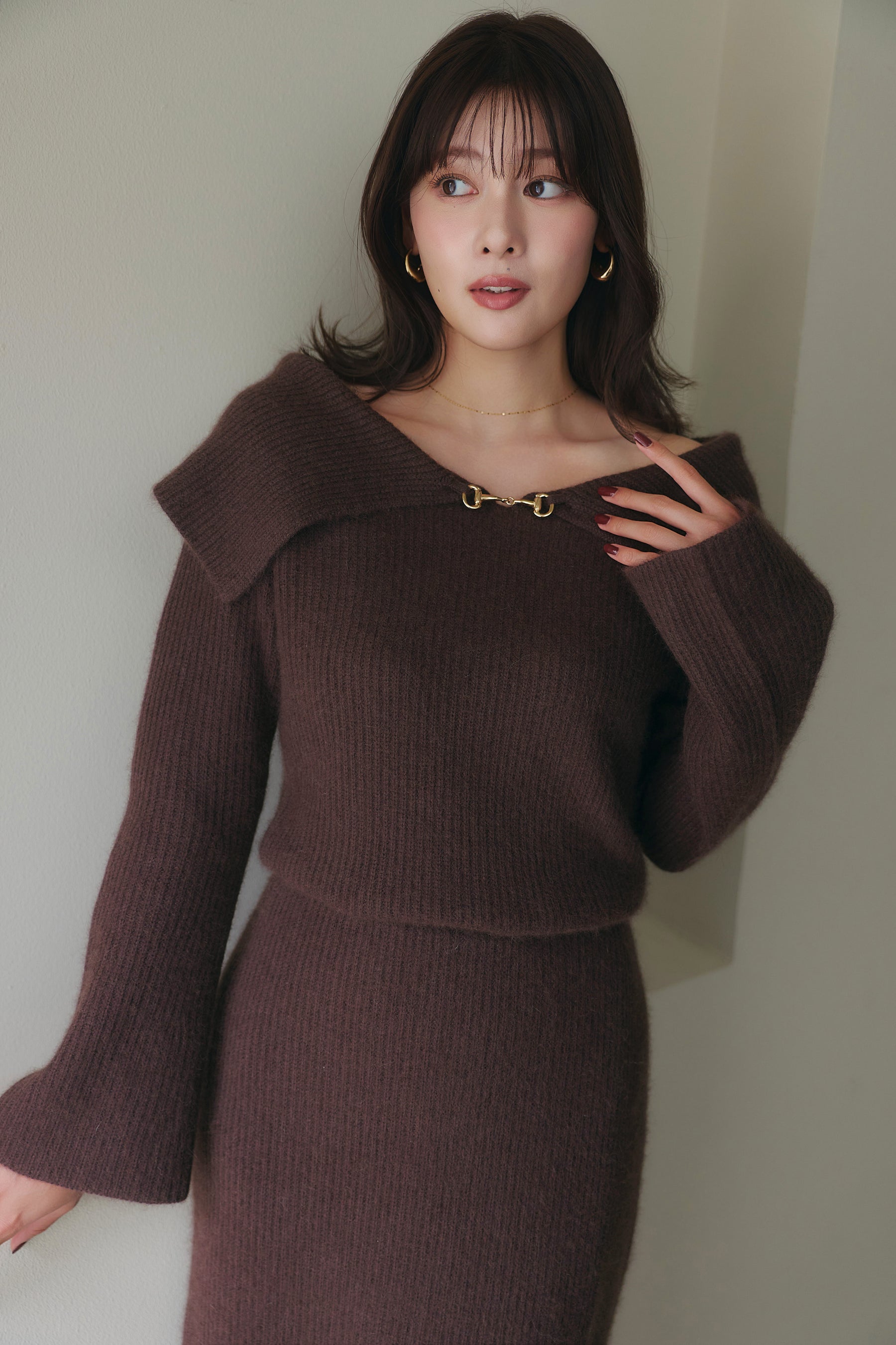 ［Essentia］Off-the-Shoulder Bit Knit Dress