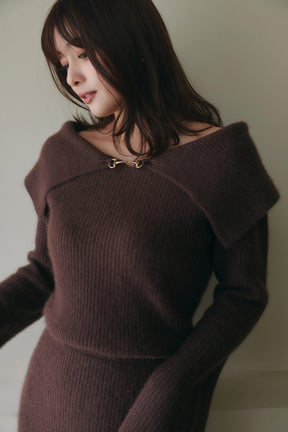 ［Essentia］Off-the-Shoulder Bit Knit Dress