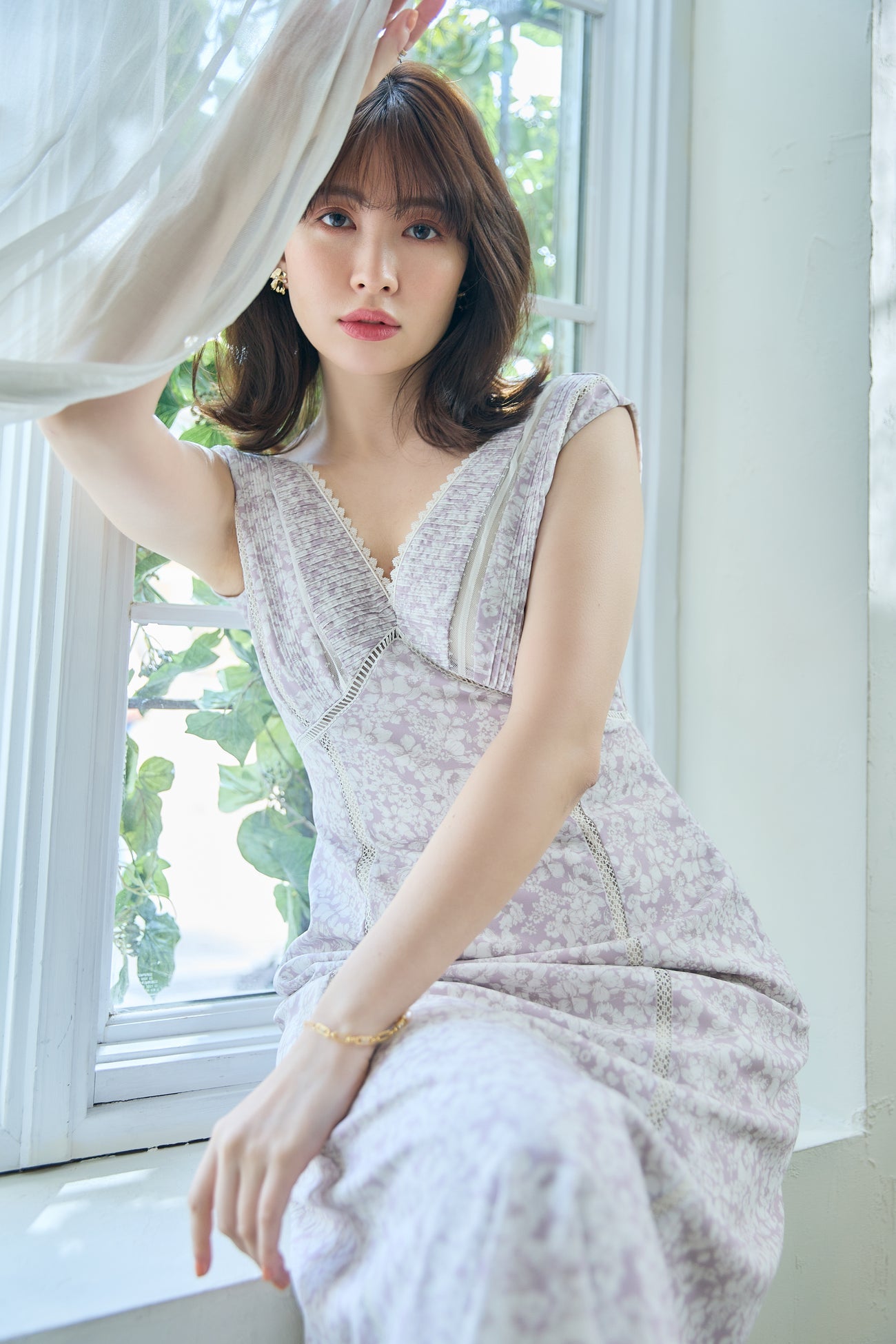 新色】Lace Trimmed Floral Dress