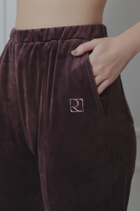 Off-Duty Sculpt Velour Pants