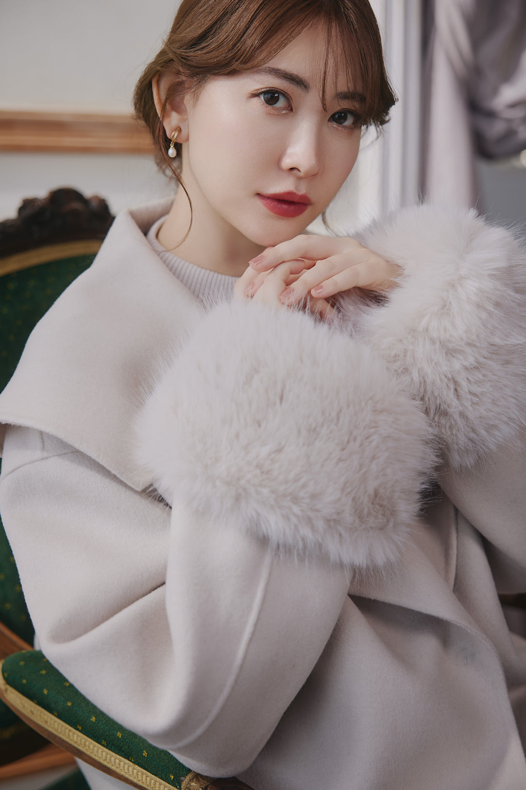 Loro Short Rever Coat