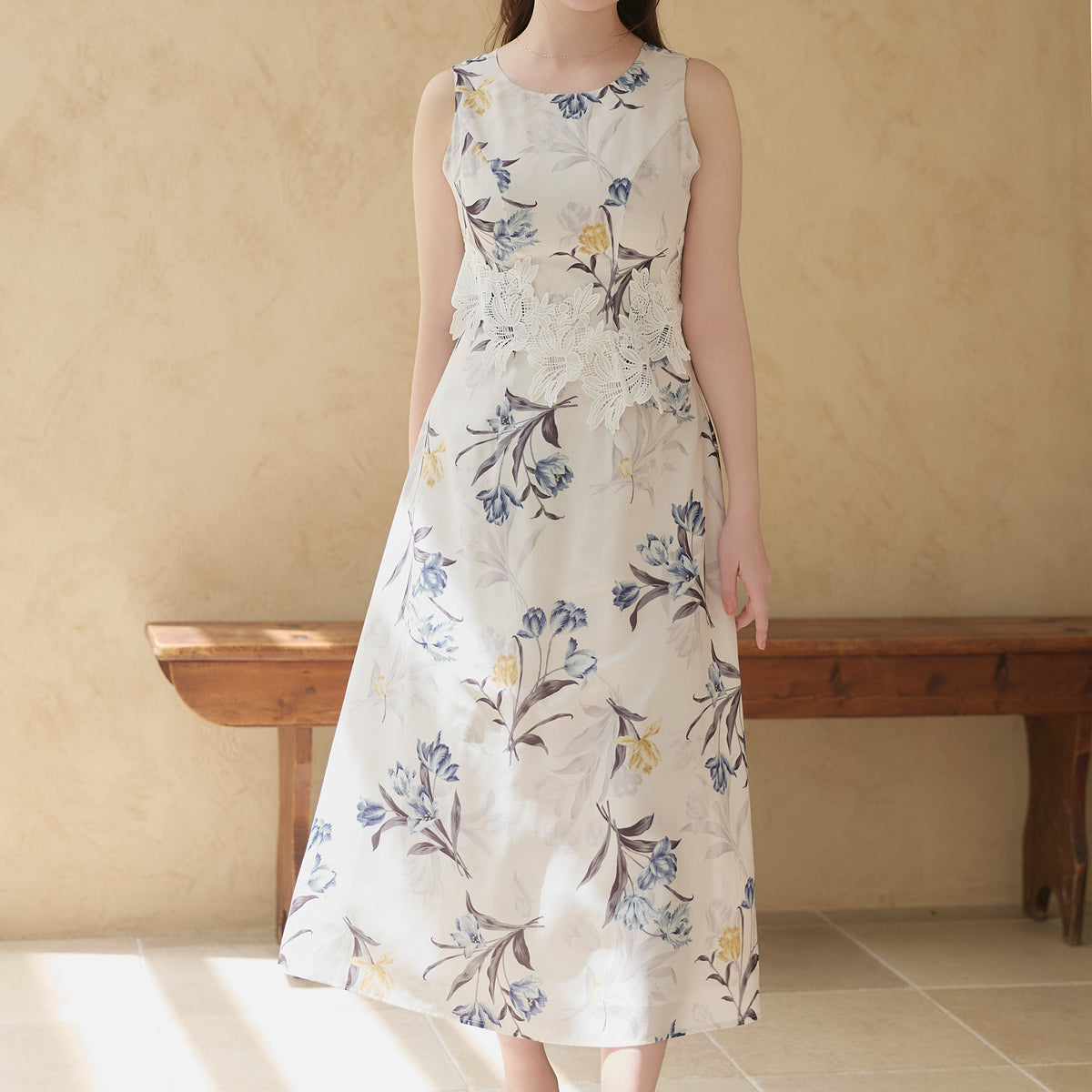 ワンピース herlipto Talia Floral Dress Talia Floral Dress