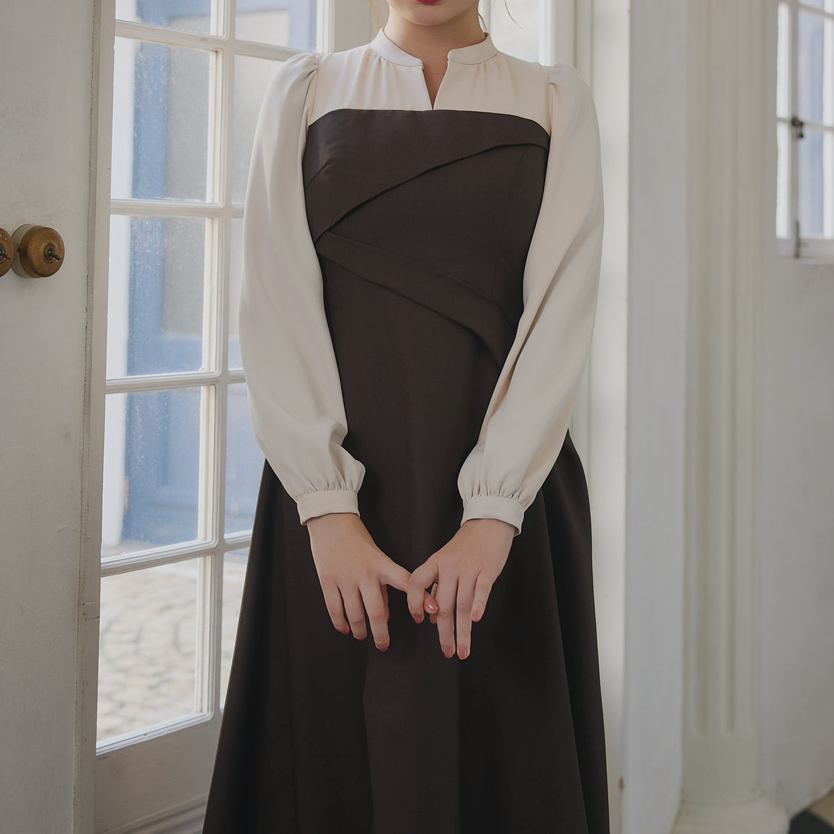 ワンピース Herlipto Bicolor Draped Dress M 新色】Bicolor Draped Dress