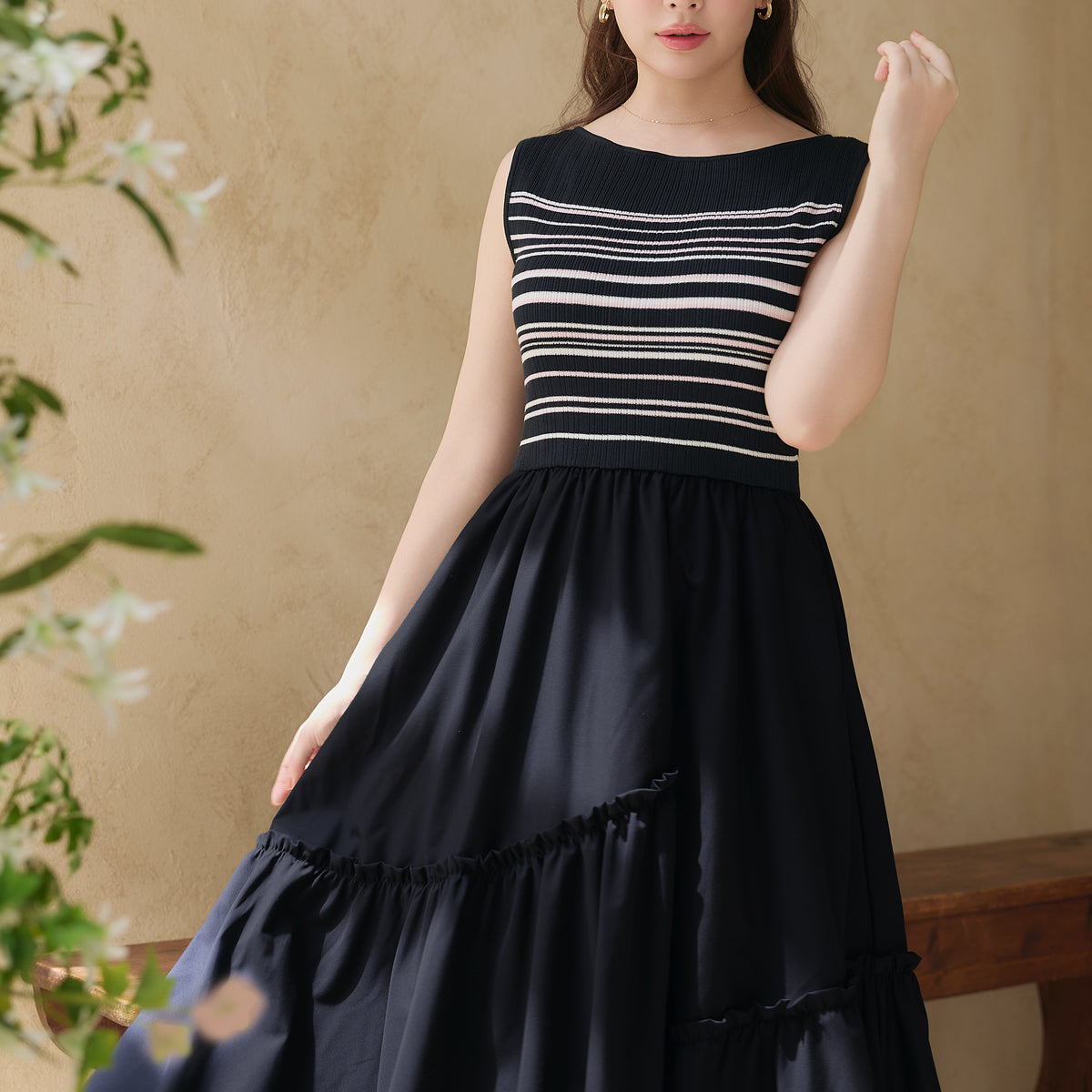 ワンピース Herlipto Random Striped Long Dress navy Random Striped Long Dress
