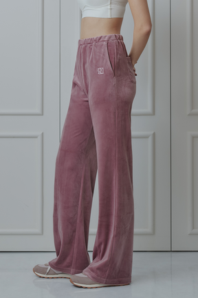 Off-Duty Sculpt Velour Pants