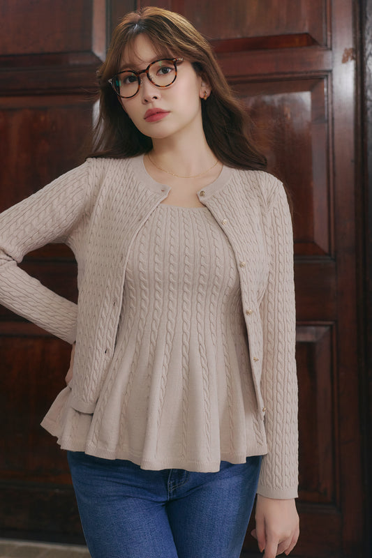 【9月下旬発送】H logo Peplum Cable-Knit Set