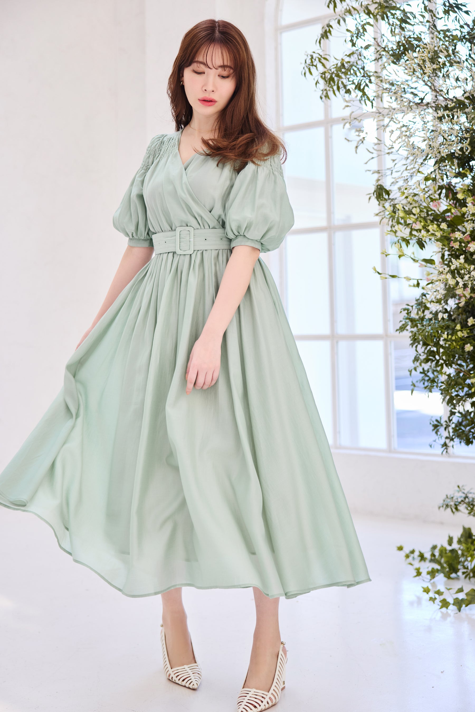 [Shipped in mid-March] [New color] Airy Volume Sleeve Dress