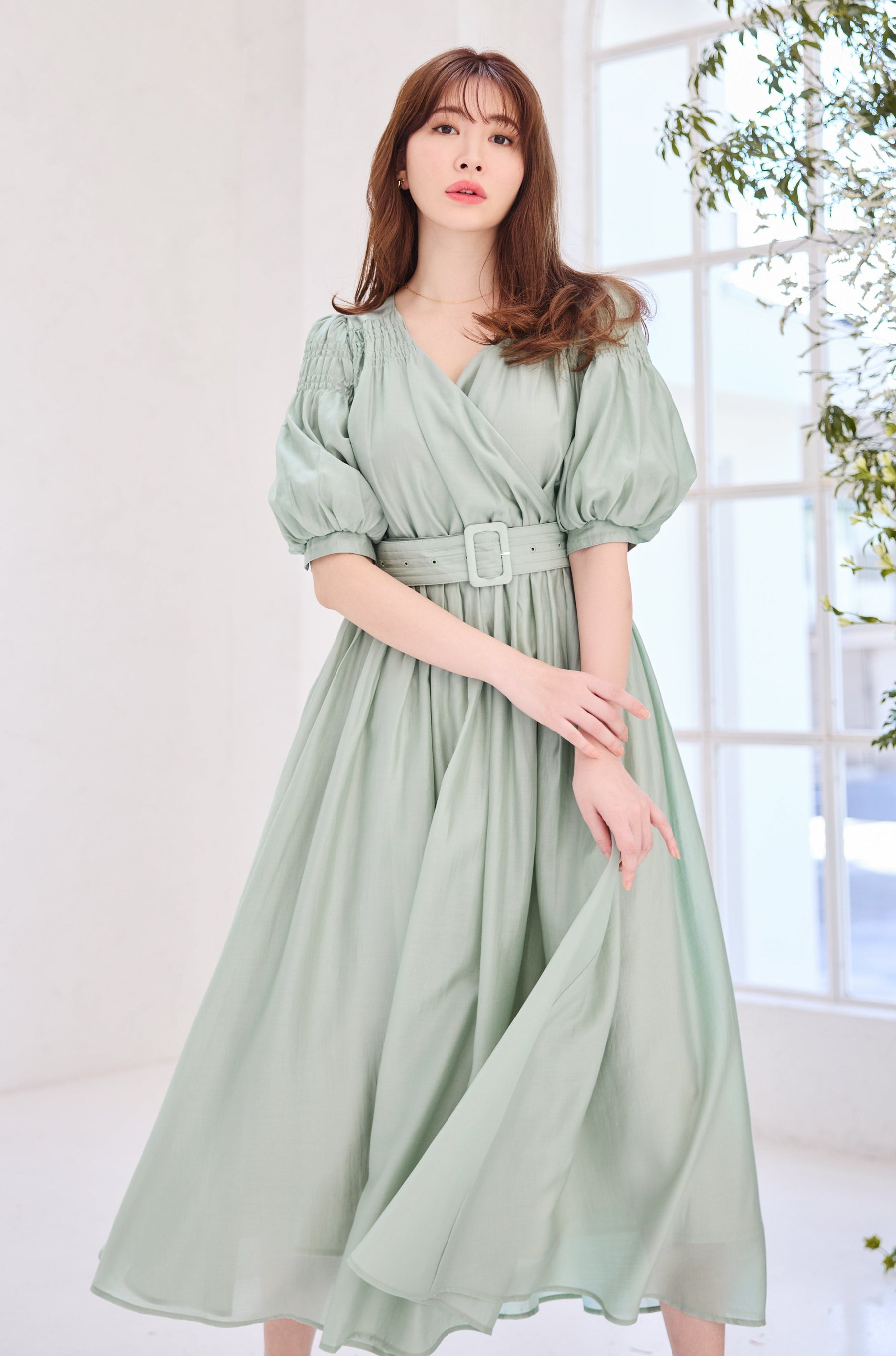 [Shipped in mid-March] [New color] Airy Volume Sleeve Dress
