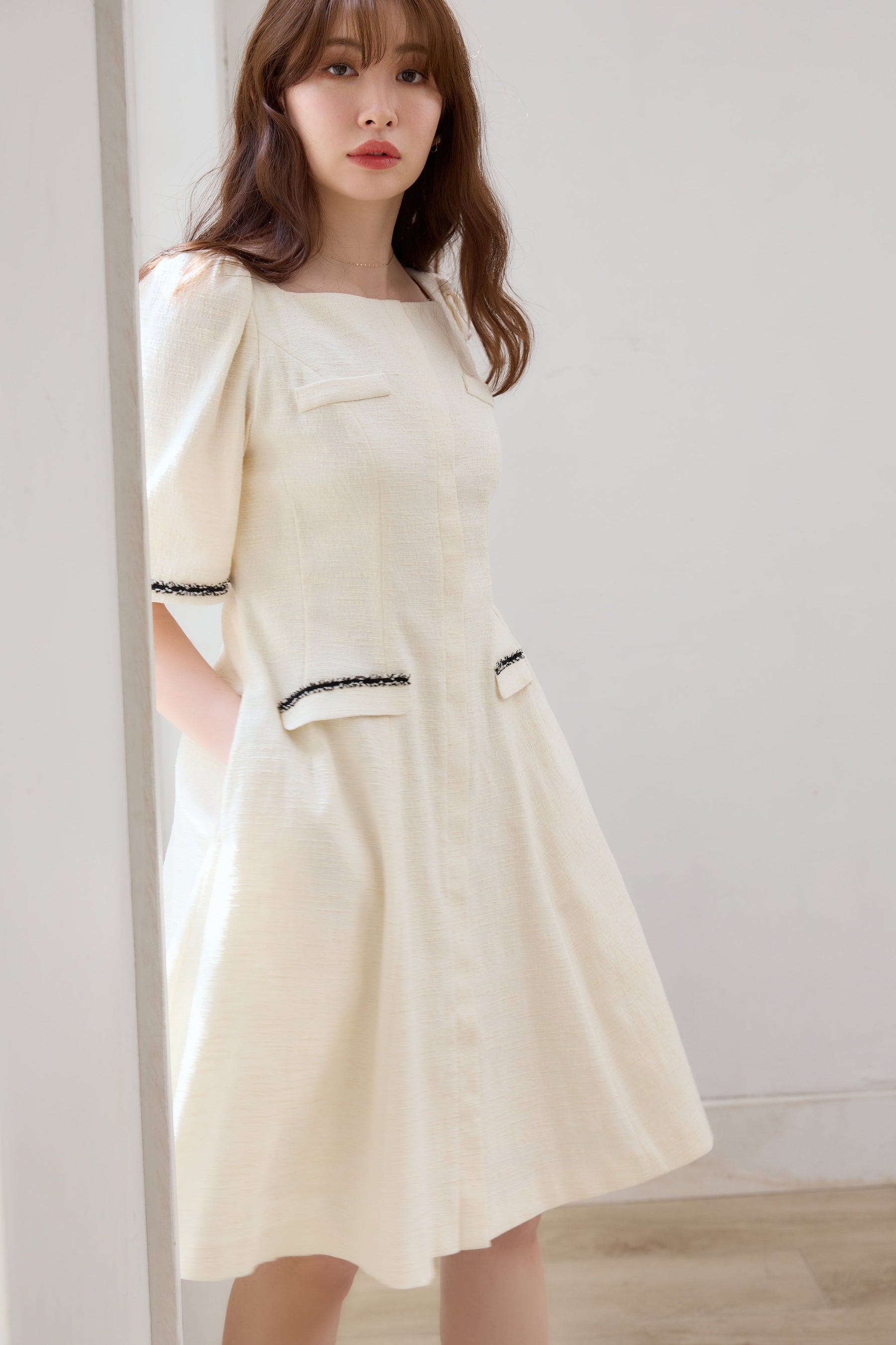 Canal Tweed Mini Dress  色White