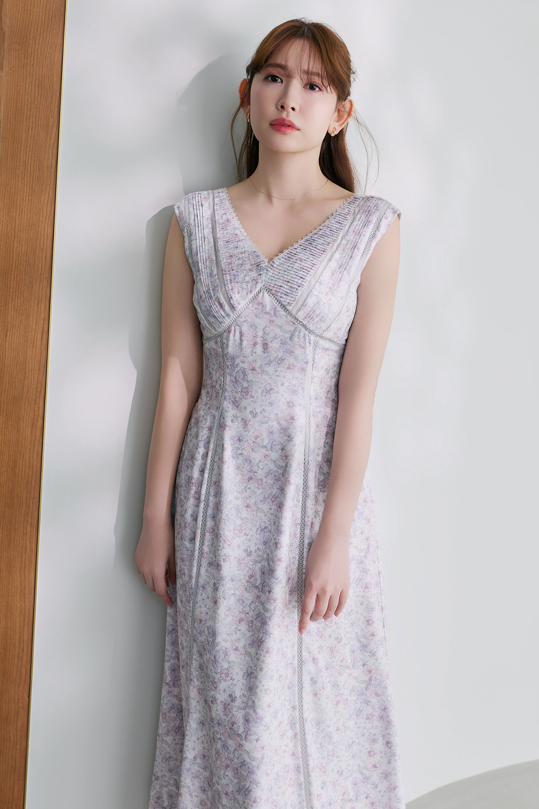 [New color] Lace Trimmed Floral Dress