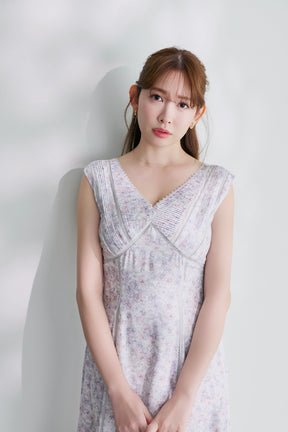 [New color] Lace Trimmed Floral Dress