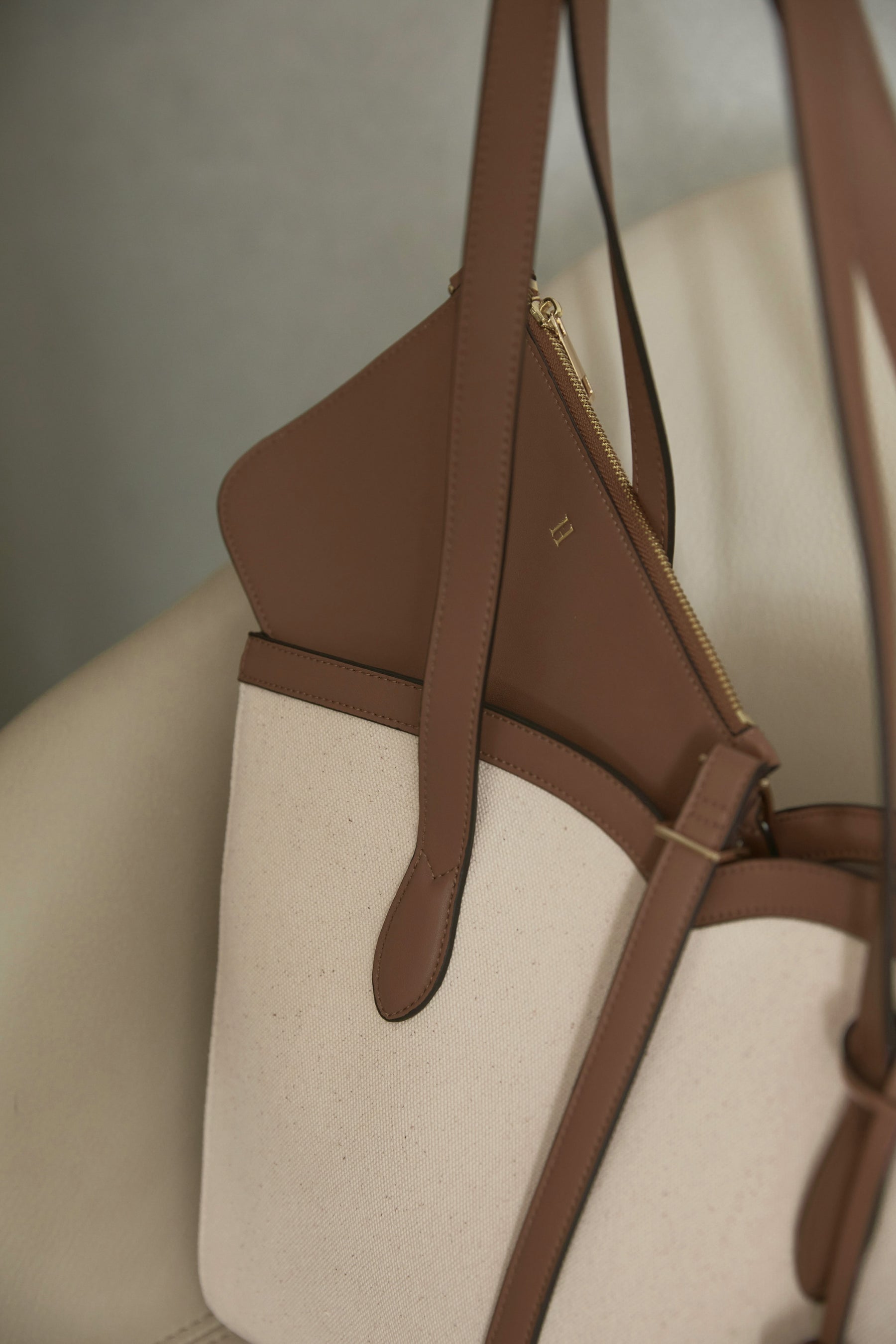 ［FOR HER］【6月中旬發送】9–5 Canvas Tote Bag