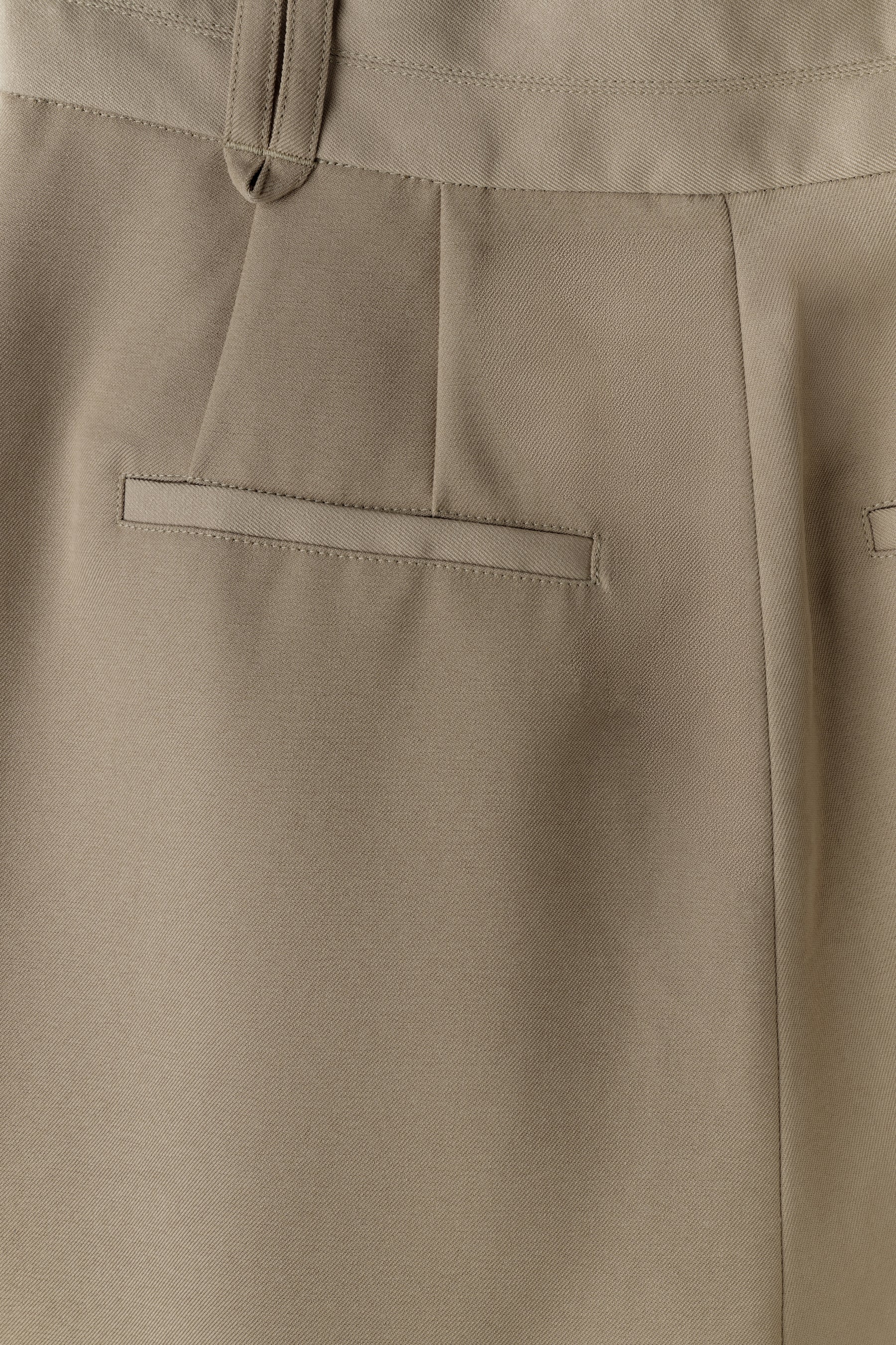 Tucked Twill Bermuda Shorts