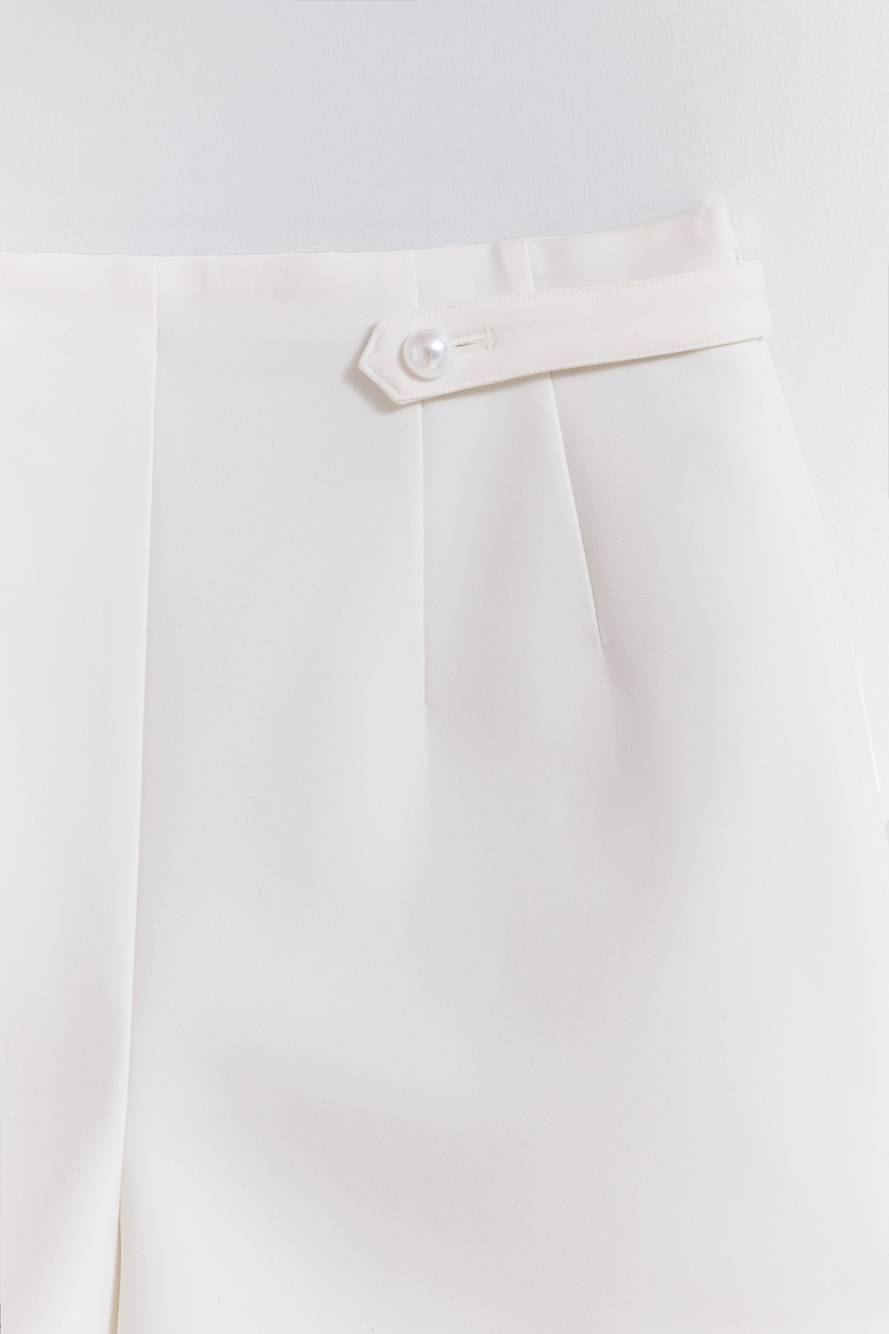 【3月下旬発送】Vol.2 Pearl Button Shorts