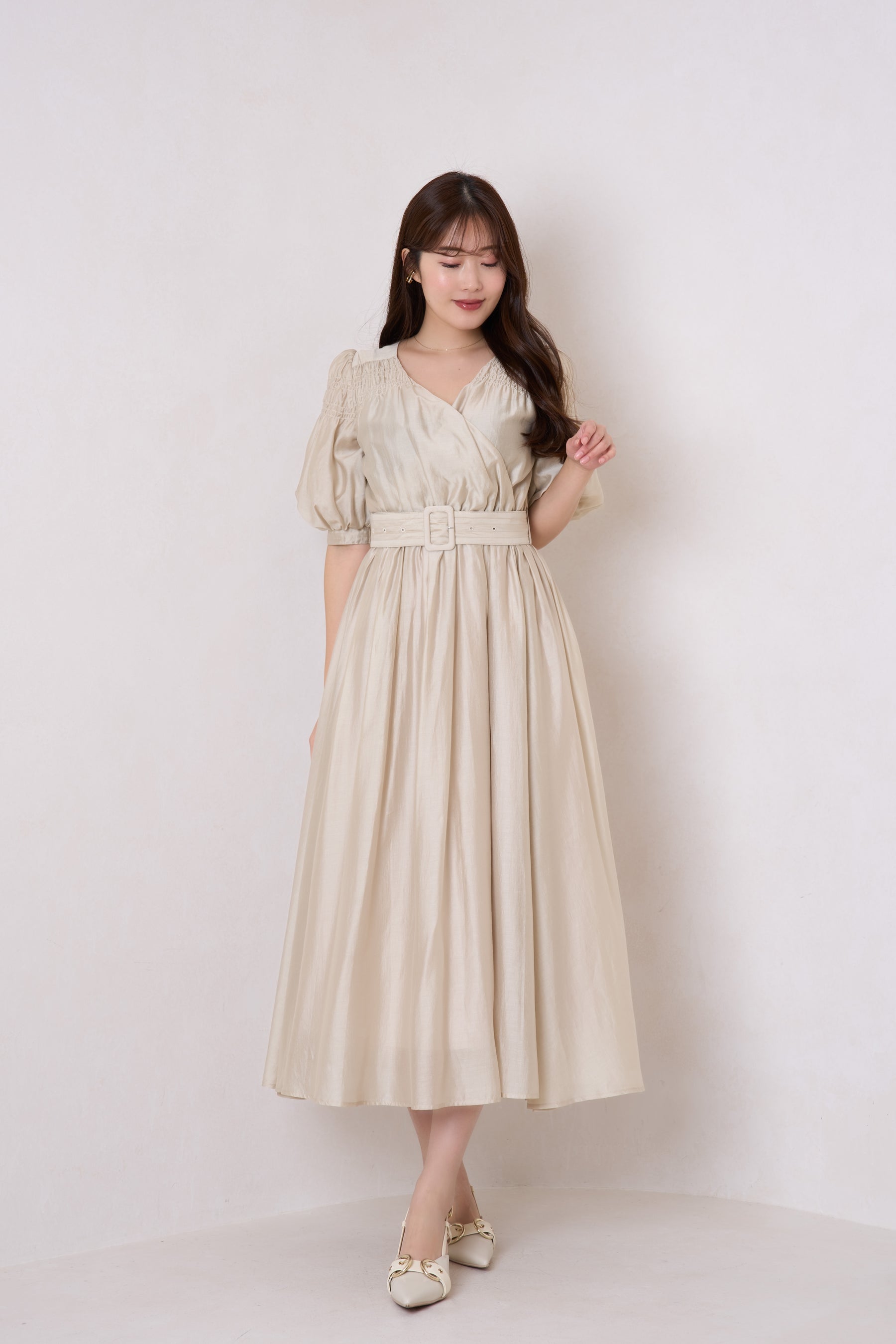 [Shipped in mid-March] [New color] Airy Volume Sleeve Dress