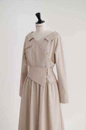 Cache-Coeur Peplum Shirt Dress