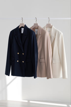 【新色】Trois Gold Button Blazer