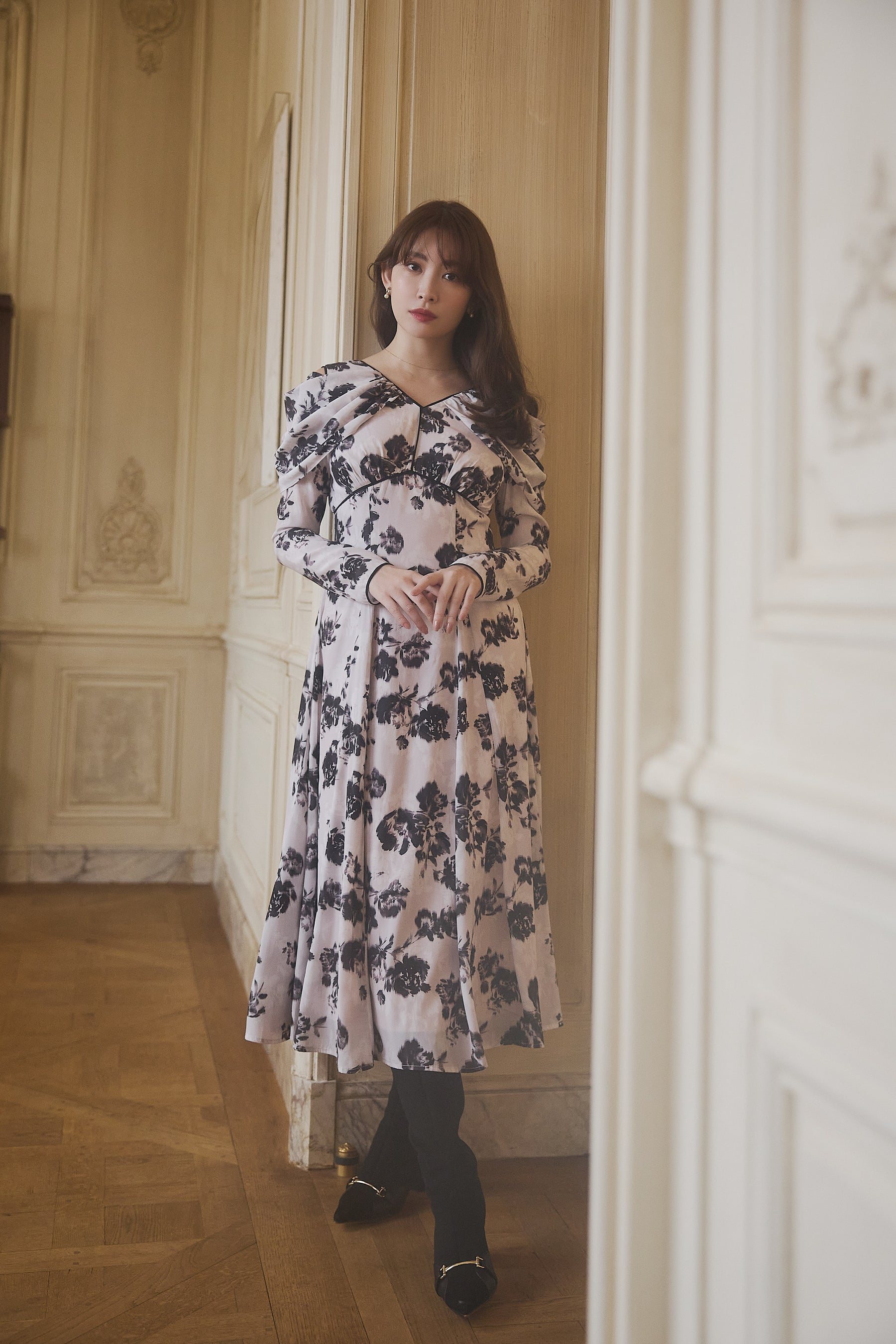 【12月中旬発送】Winter Rose Dress