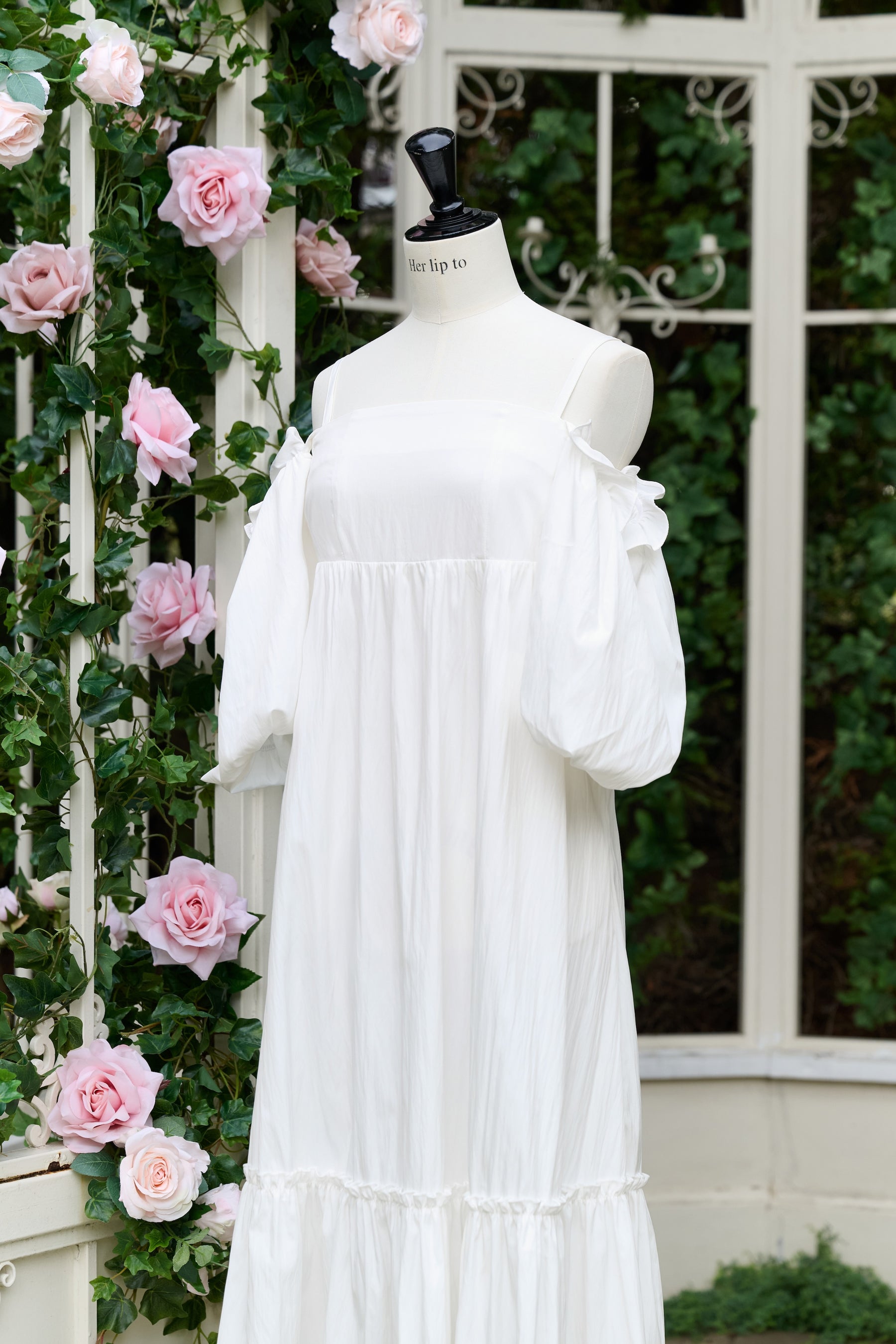 Mia Volume Sleeve Dress		