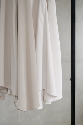 【7月中旬発送】［Essentia］Asymmetric-Hem Long Skirt