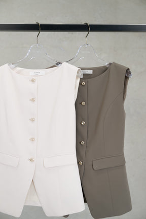 【7月下旬発送】［Essentia］Gold Button Vest