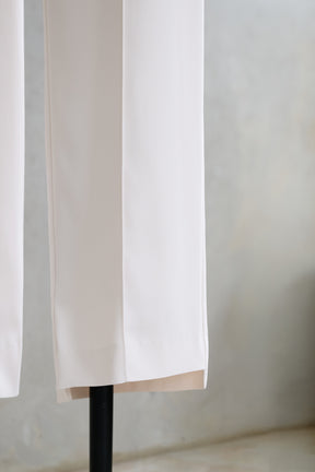 【7月下旬発送】［Essentia］Step Hem Easy Pants