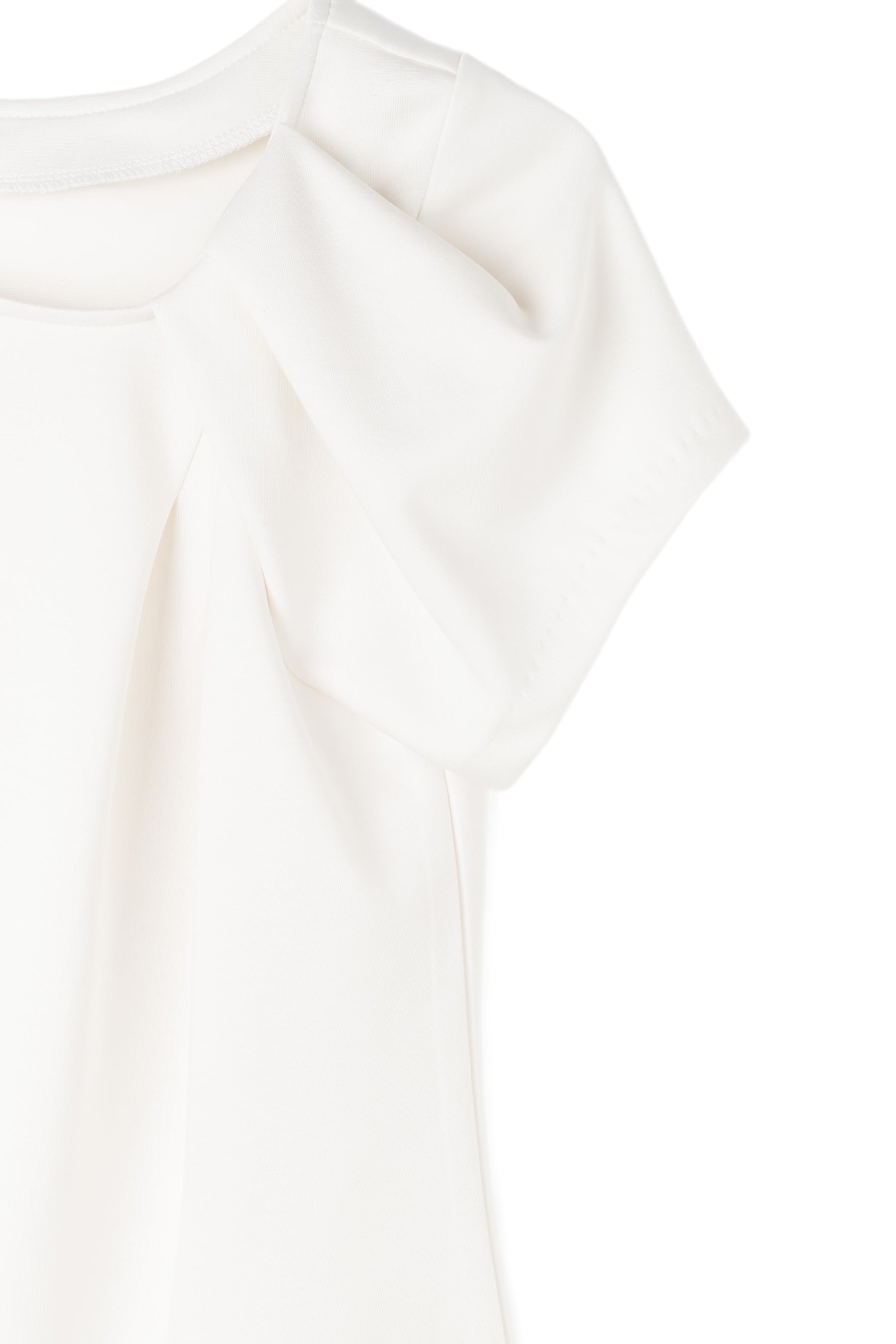 ［Essentia］Asymmetrical Tuck Top