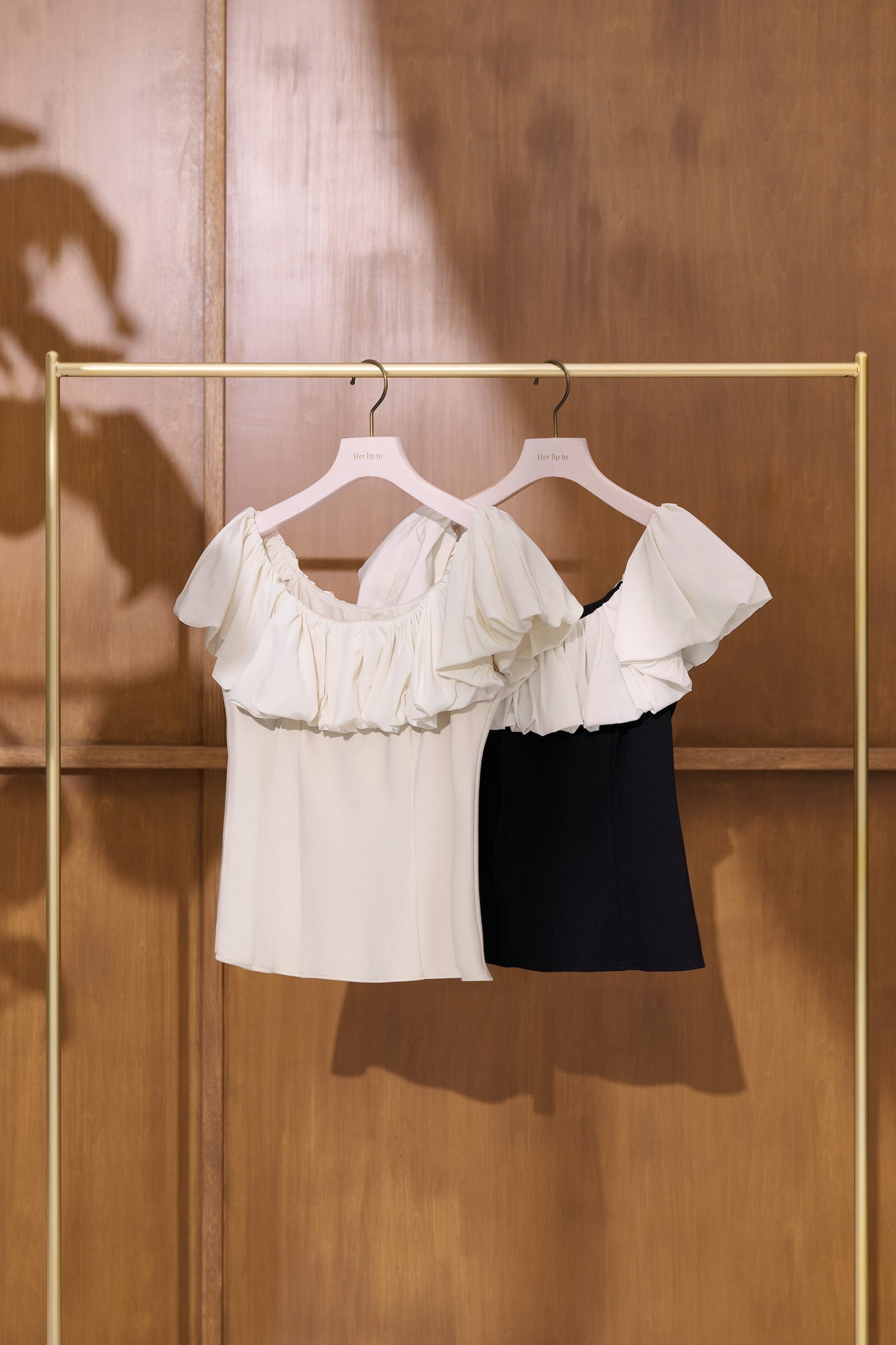 Sia Off-the-Shoulder Top