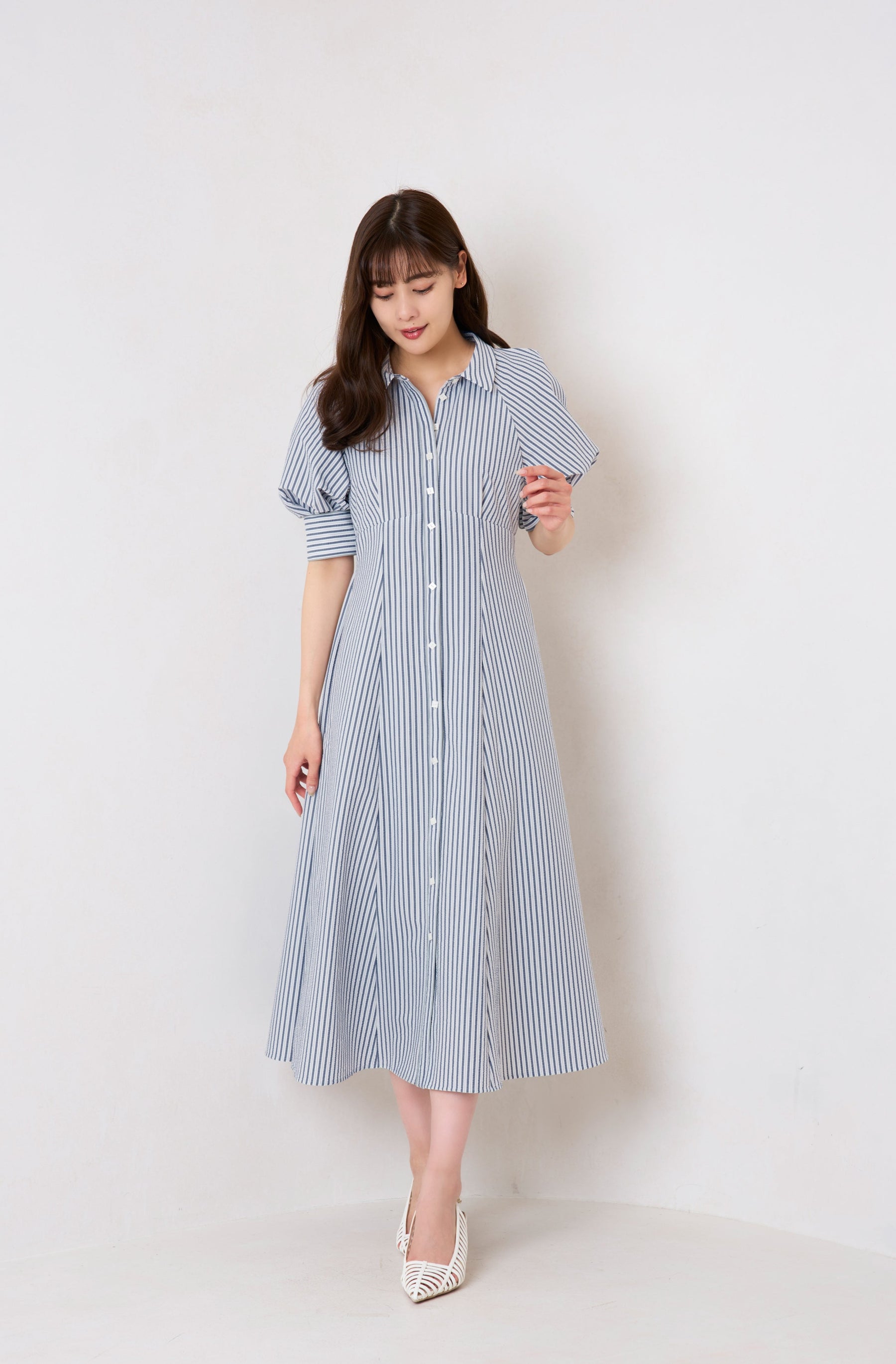 12,900円Volume Sleeve Stripe Dress herlipto
