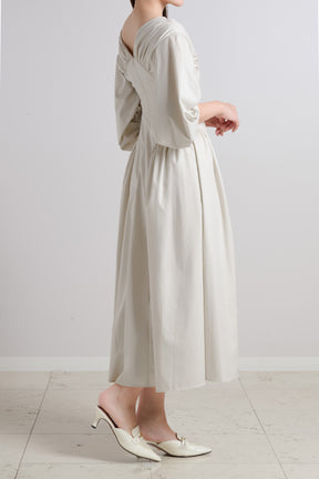 ［Essentia］Gathered Sleeve Dress