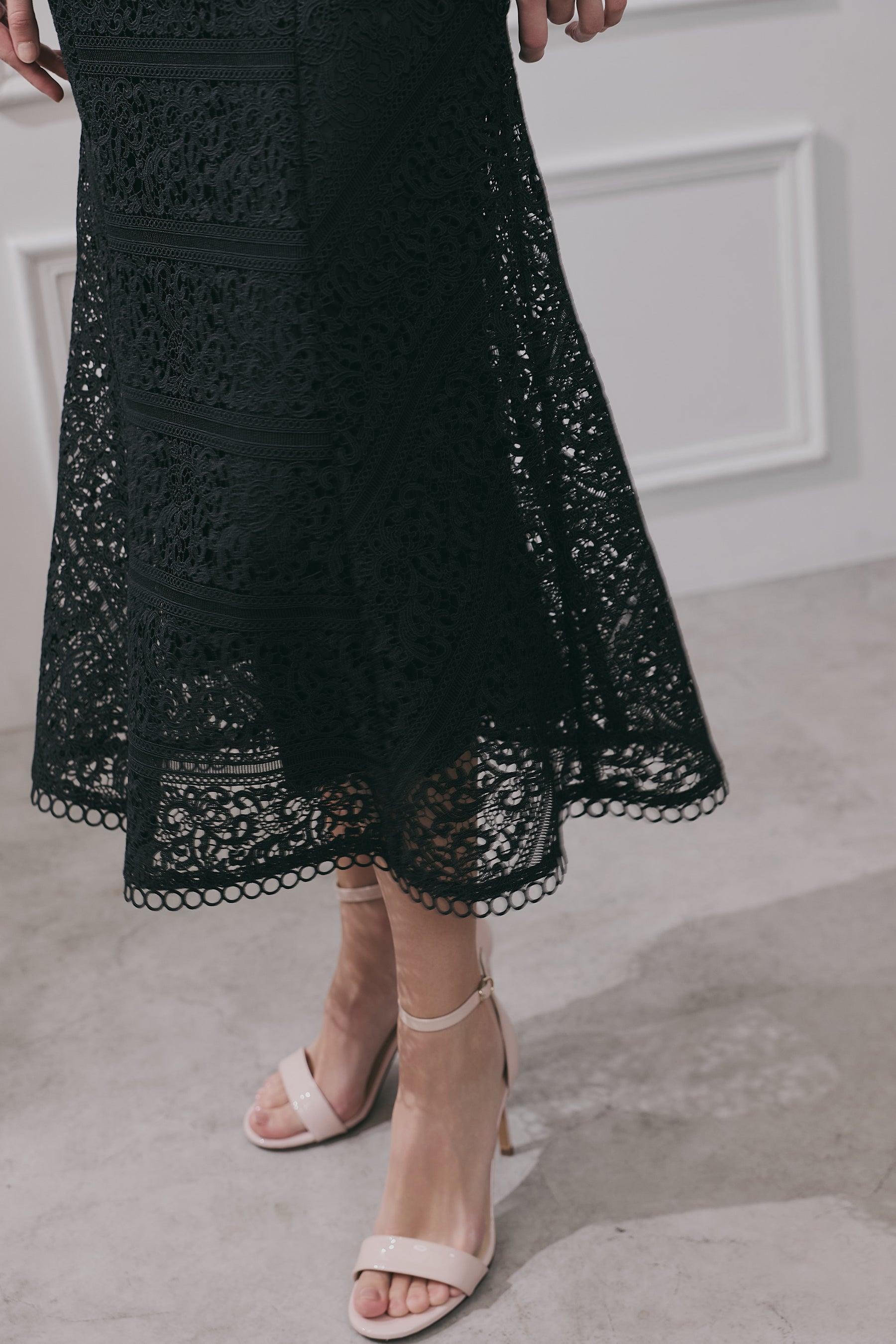 Vol.2 Embroidered Lace Skirt