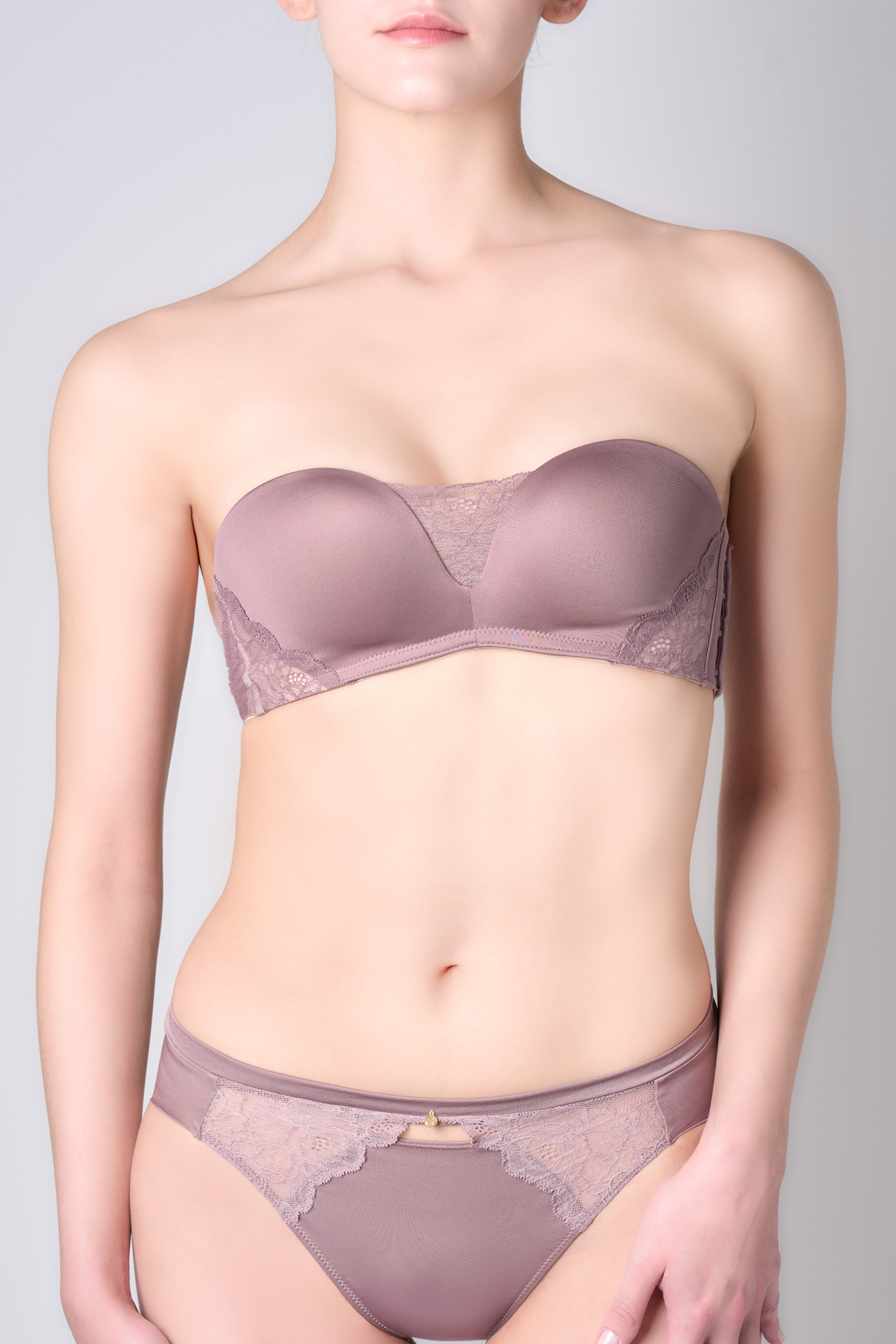 [mocha] 無肩帶胸罩套裝