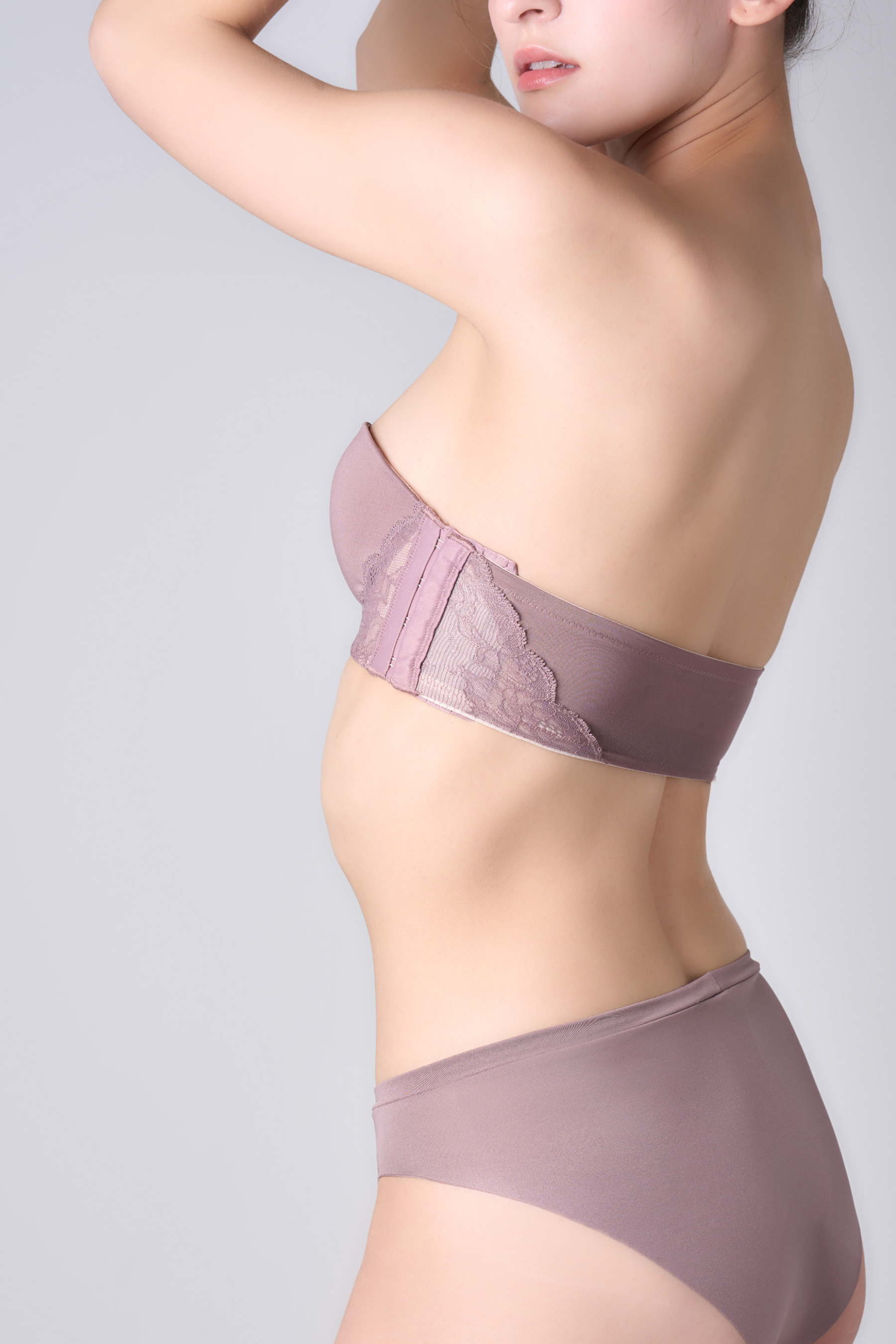 [mocha] 無肩帶胸罩套裝