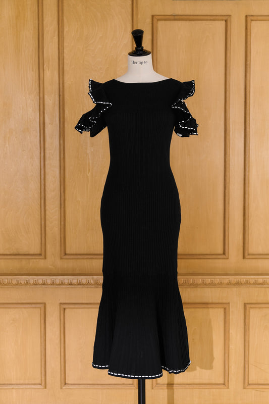 【6月上旬発送】Stitch Frill-Shoulder Knit Dress
