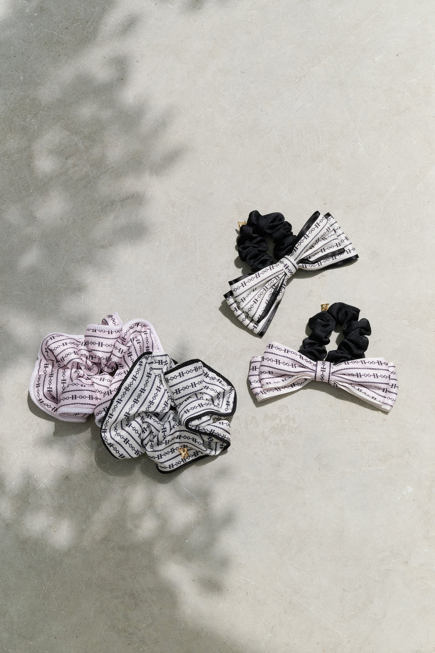 Striped H Logo Chouchou