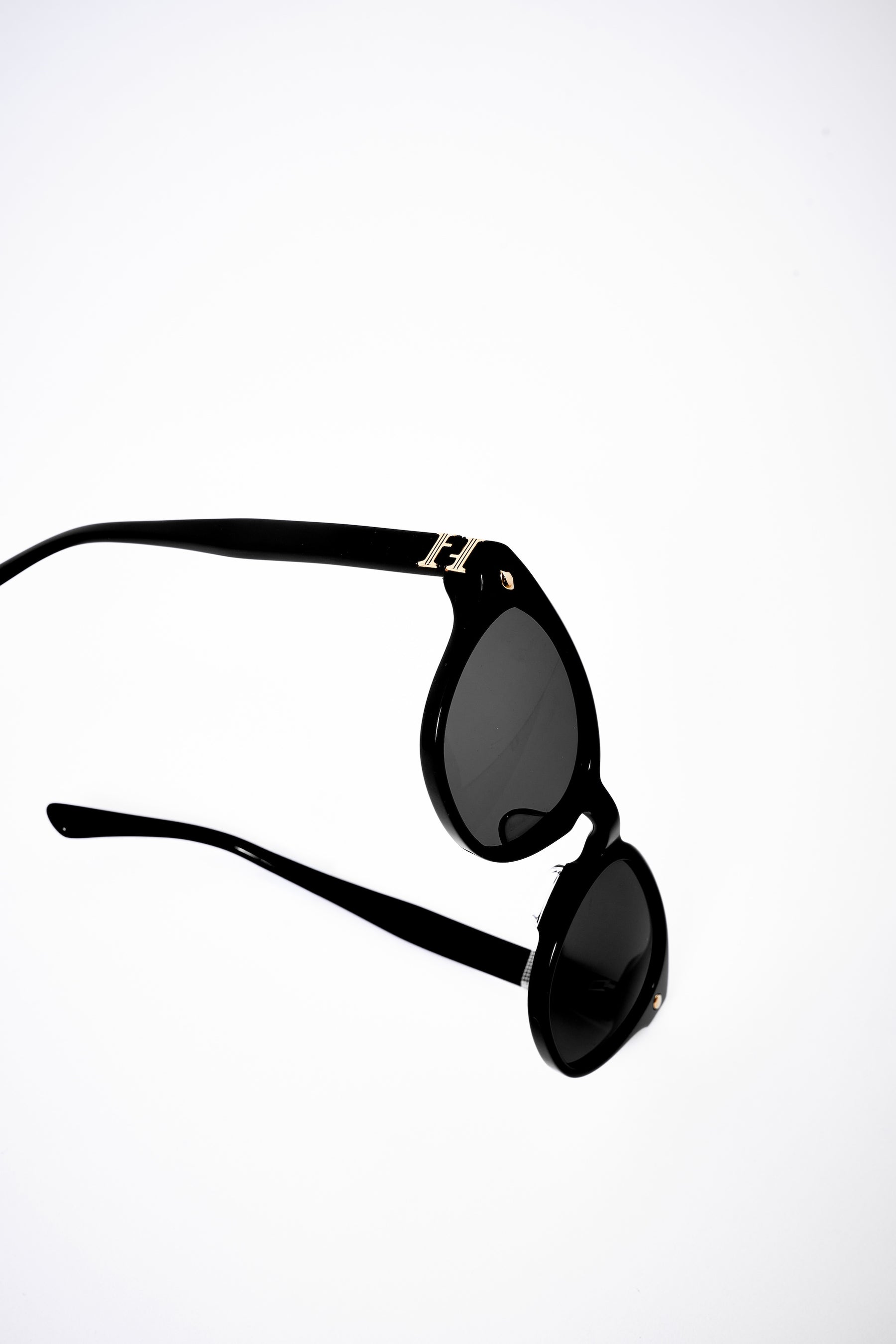 10月中旬発送】HLT Slide Sunglasses