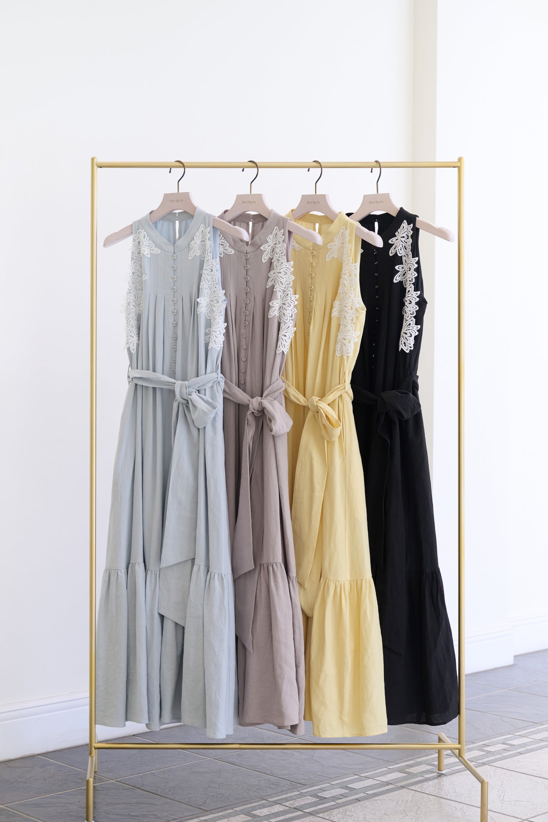 【新色】Notting Hill Belted Dress