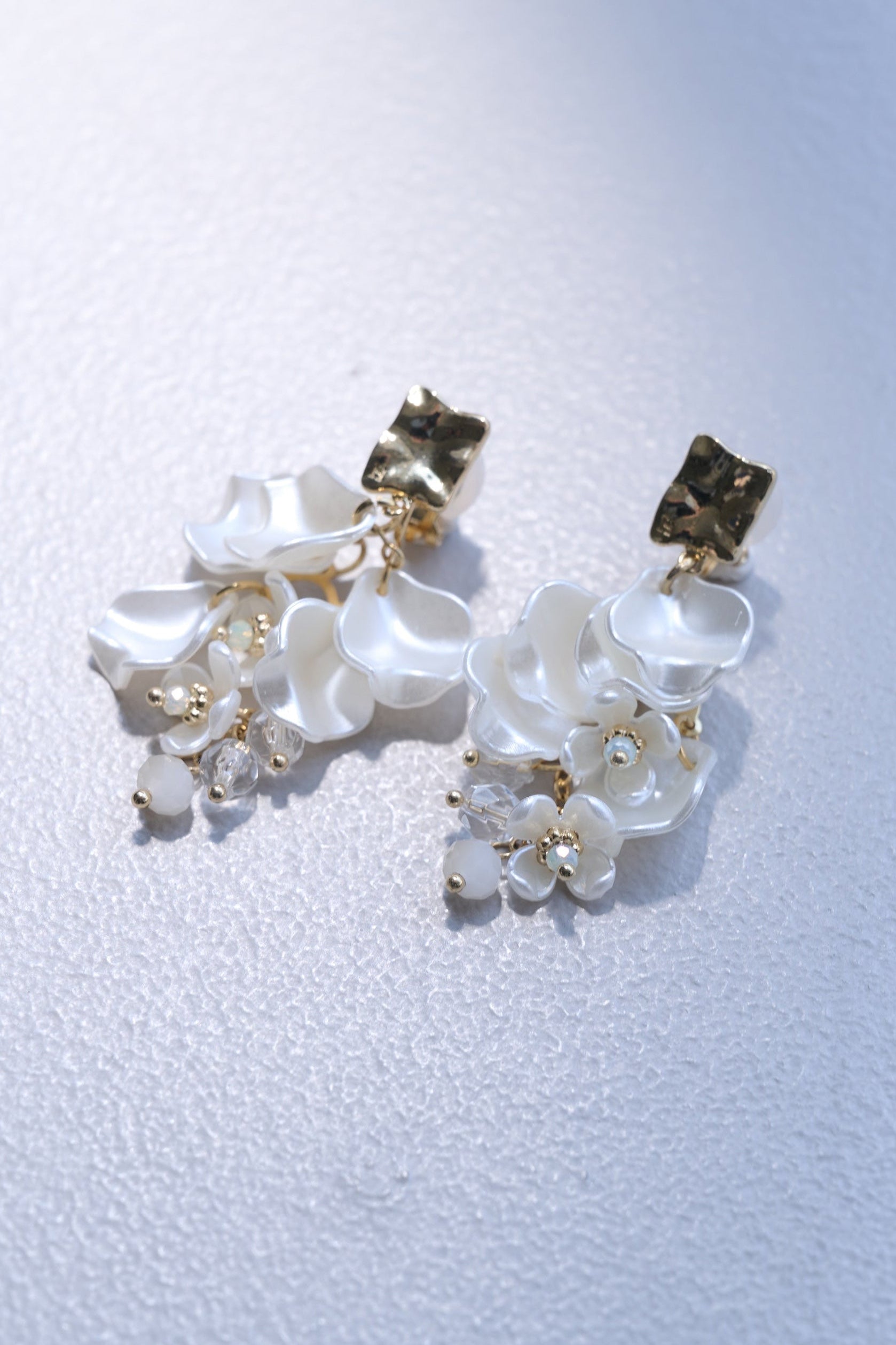 Tiered Petal Pierces/Earrings