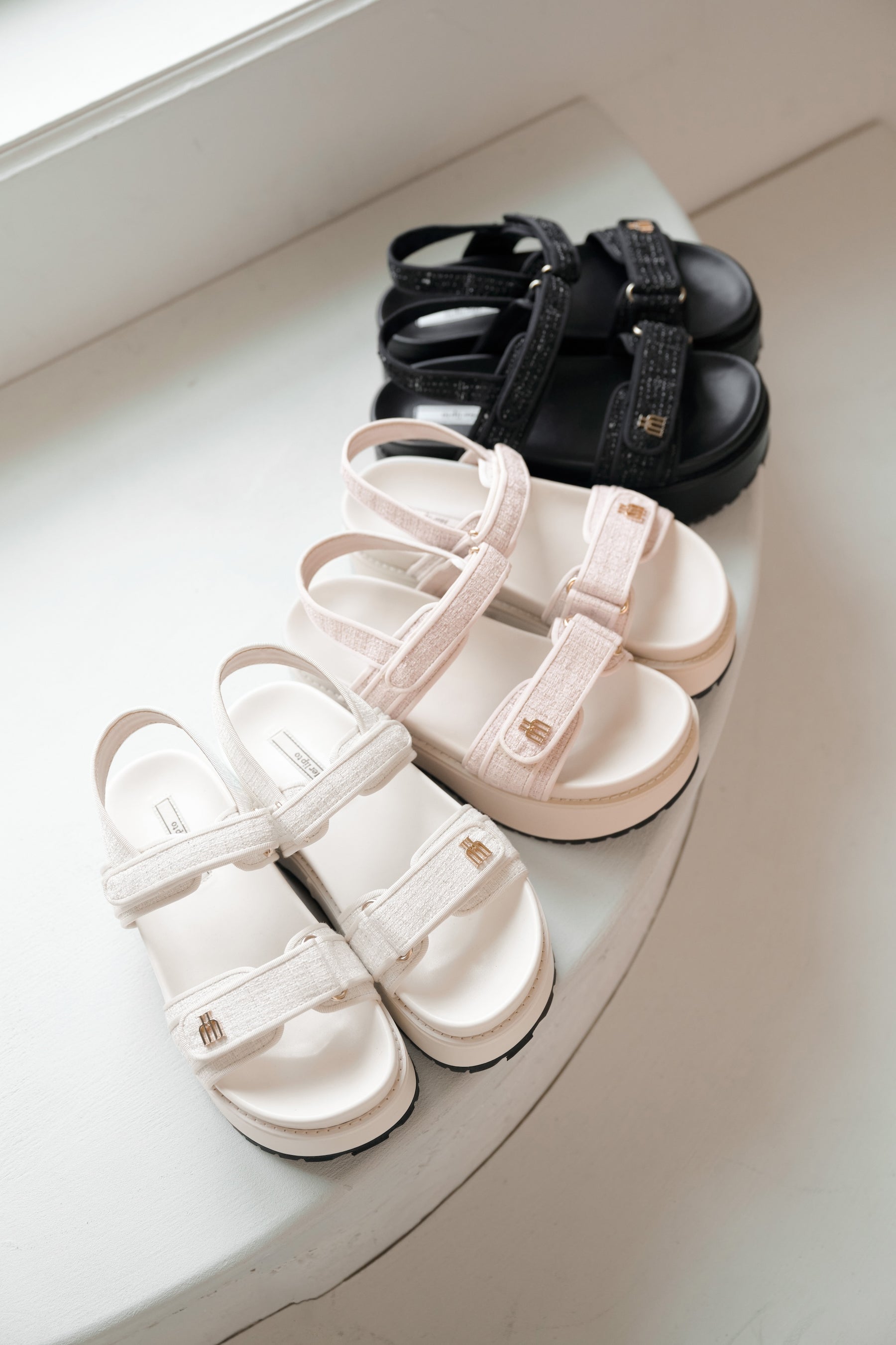 【新色】Trois Tweed Platform Sandals