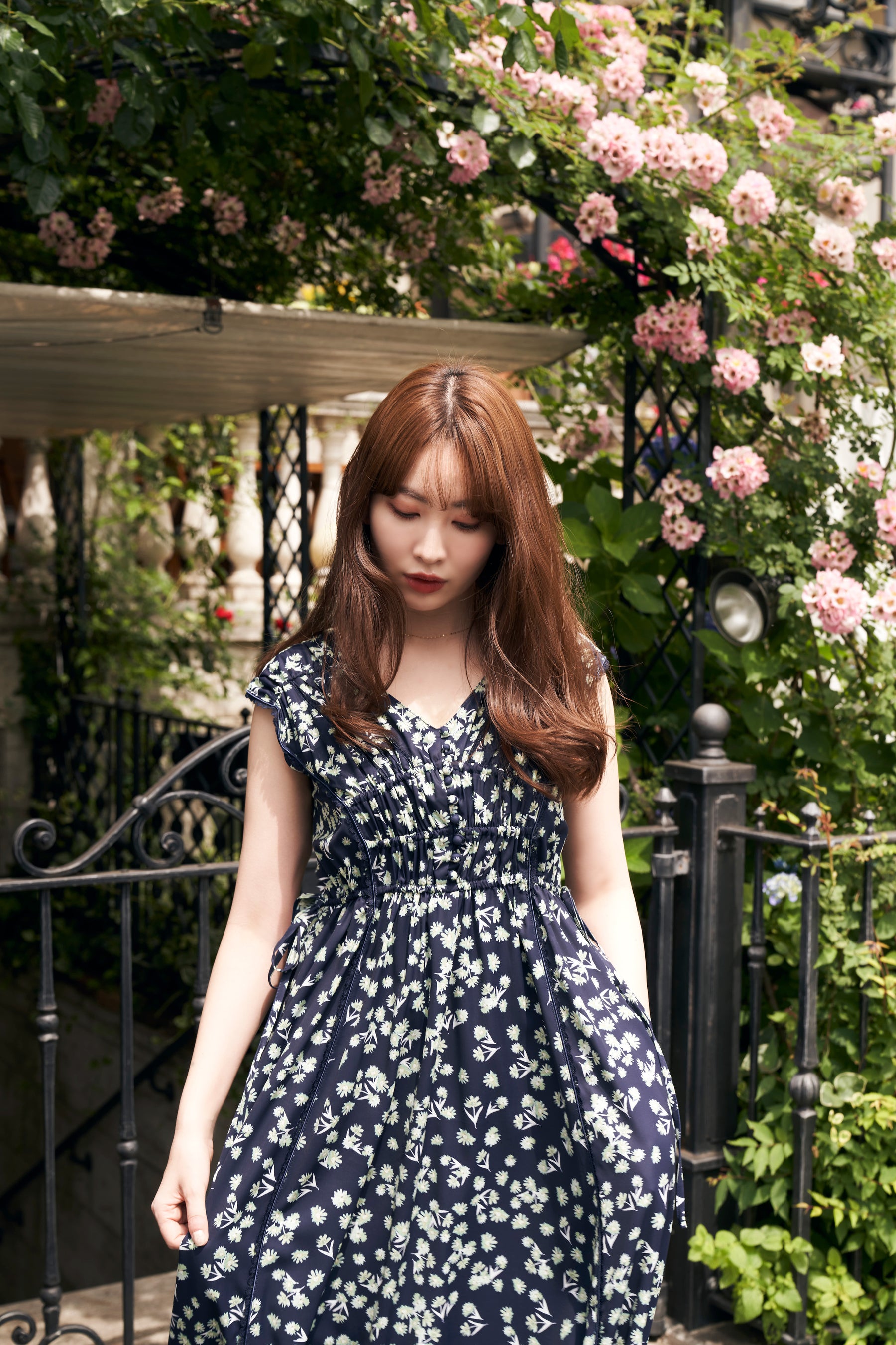 Her lip to Paris Daisy Long Dress M navy