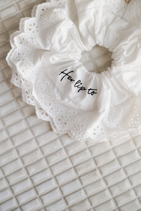 Embroidered Cotton Lace Chouchou