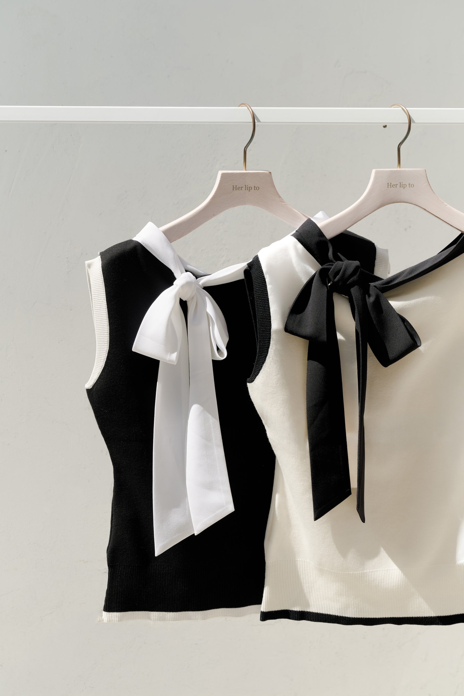 Two-Tone Bow Knit Top